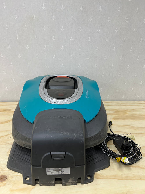 Gardena R100Li – Komplett med laddstation