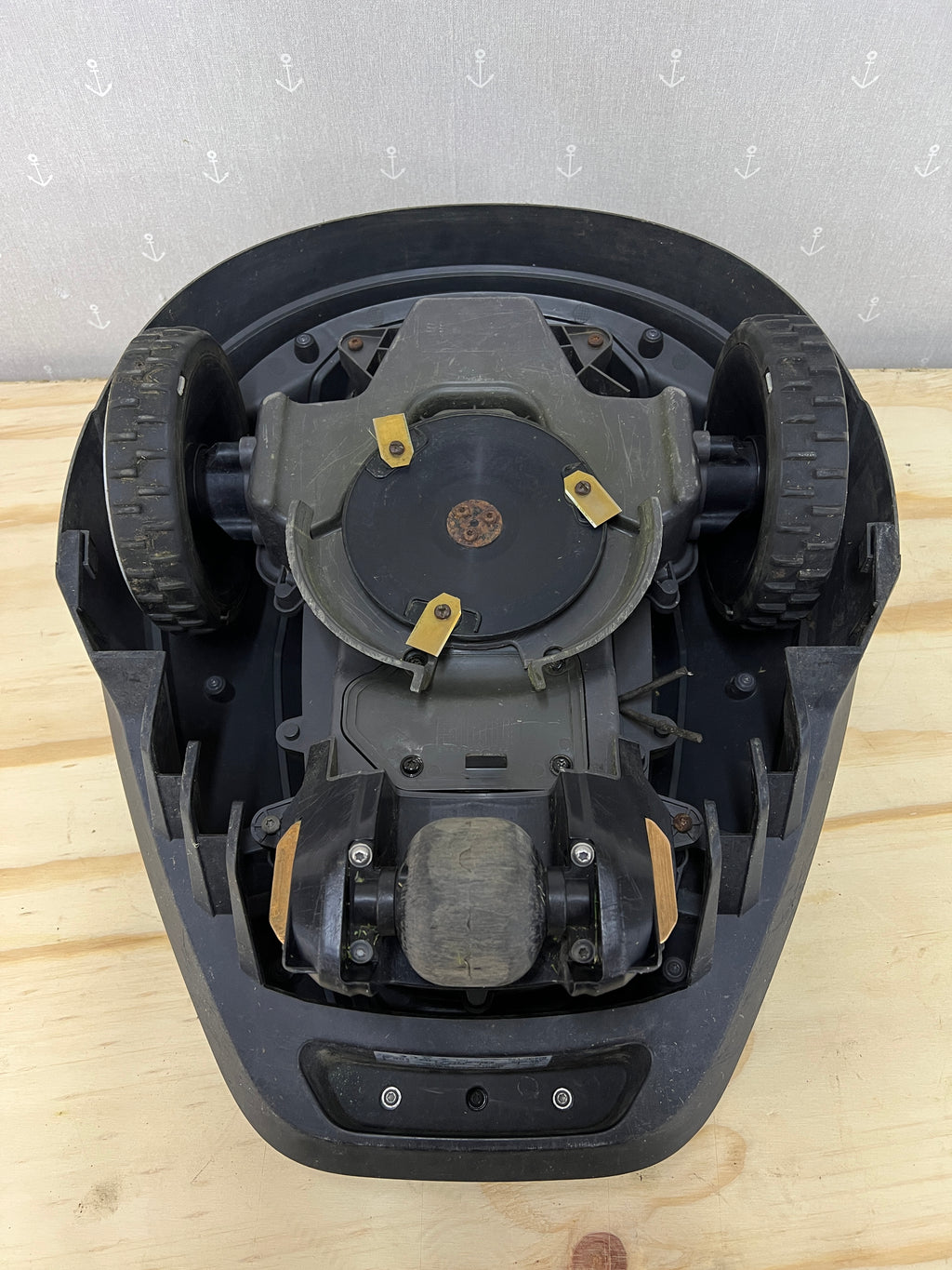 Gardena R50Li – Komplett med laddstation